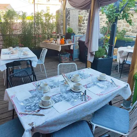 Les Reves D'eglantine Et D'augusta Et * Saint-Cyr (Ardeche)