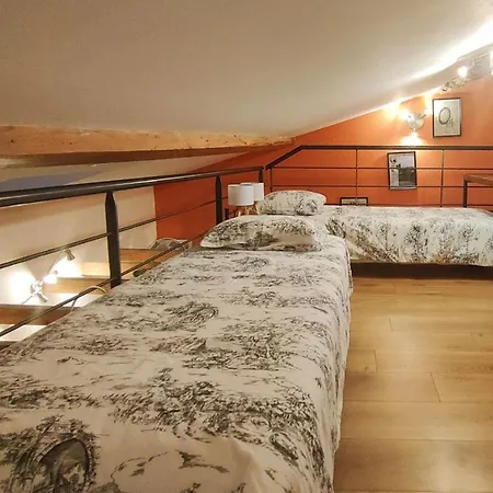 Bed & Breakfast Les Reves D'eglantine Et D'augusta Et *