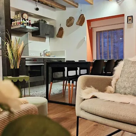 Bed & Breakfast Les Reves D'eglantine Et D'augusta Et Saint-Cyr (Ardeche)