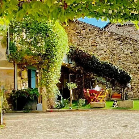 Bed & Breakfast Les Reves D'eglantine Et D'augusta Et Saint-Cyr (Ardeche)